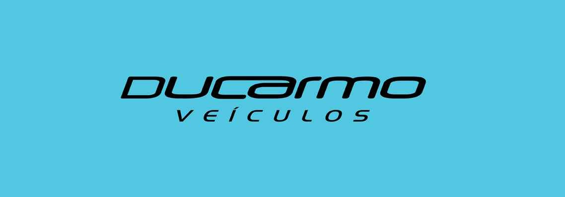 Logo da Ducamo Veículos, cliente da REL Soluções em TI.